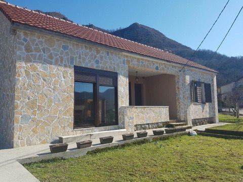Holiday Home Ivana Virpazar Ngoại thất bức ảnh