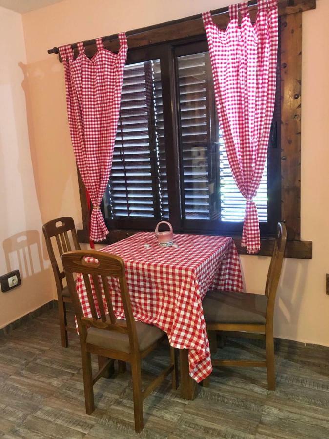 Holiday Home Ivana Virpazar Ngoại thất bức ảnh
