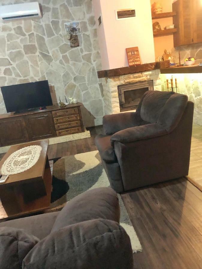Holiday Home Ivana Virpazar Ngoại thất bức ảnh
